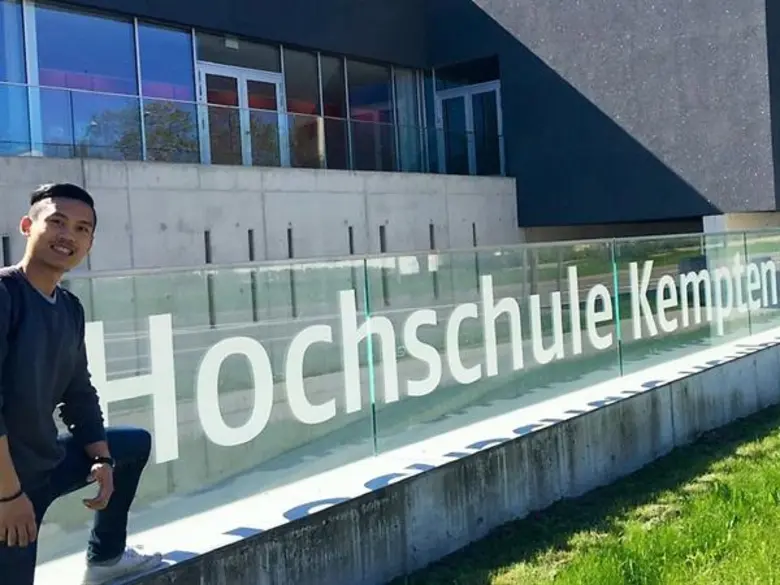 ปัจจุบันทั่วโลกเริ่มให้ความสนใจกับการสร้า...