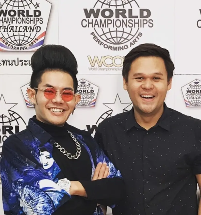 “เก่ง ธชย” จับมือ “ครูพิช” สานฝันเด็กไทย พร้อมประกาศศักดาบนเวที “WCOPA”