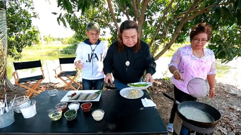 ทีวีไกด์: รายการ “ครัวลั่นทุ่ง” อ.ยิ่งศักดิ์ กูรูอาหาร อวดฝีมือแกงปลาสลิด อร่อยทะลุจอ!!