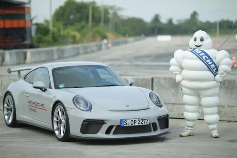 'มิชลิน’ ตอกย้ำความร่วมมือระยะยาวกับ 'ปอร์เช่’ ด้วยกิจกรรม  Porsche World Roadshow ประจำปี 2562 ณ สนามปทุมธานีสปีดเวย์