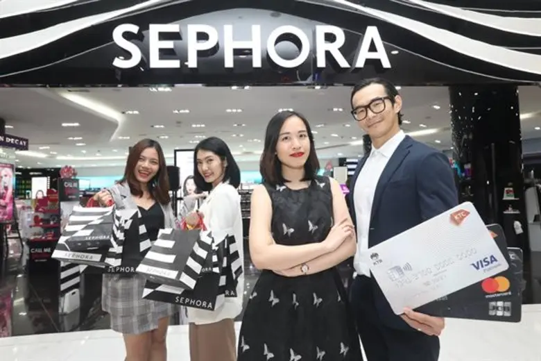 "เคทีซี" หรือ บริษัท บัตรกรุงไทย จำกัด (ม...