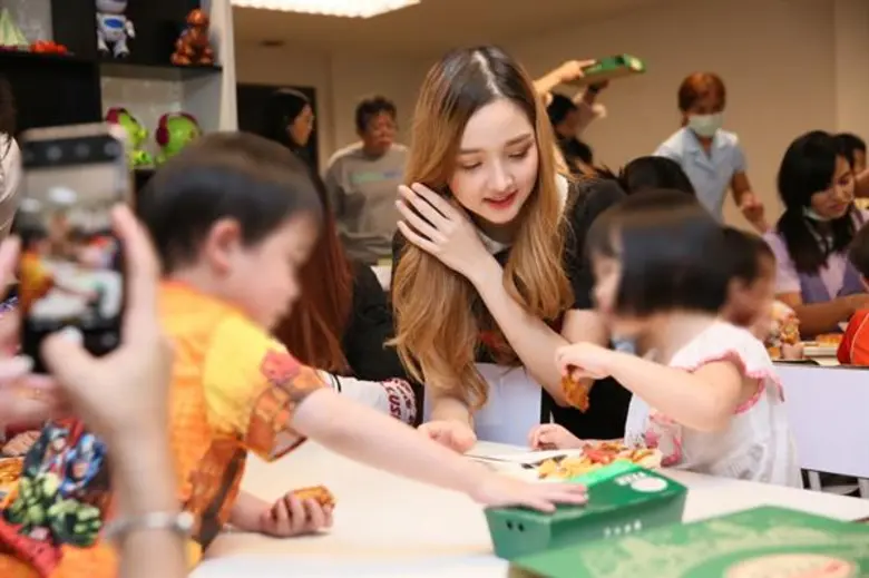 เดินหน้าทำเรื่องราวดีๆ ตอบแทนสังคมกันอย่า...