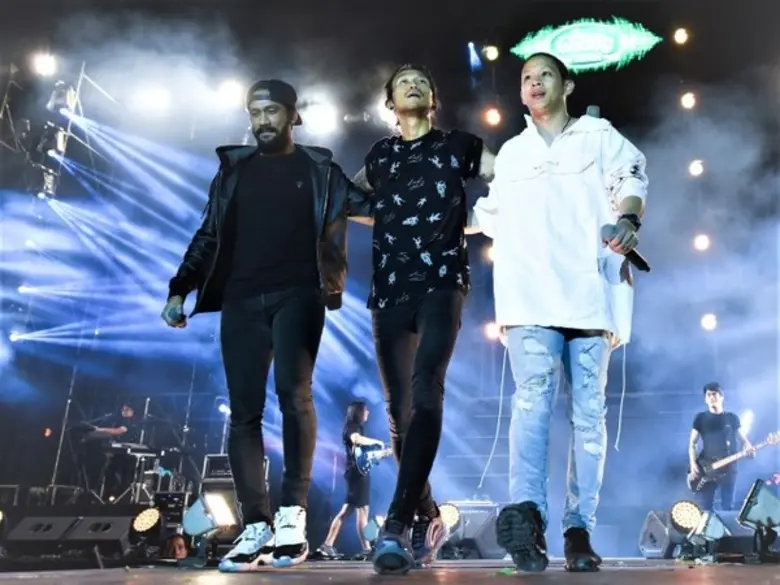 คอนเสิร์ต "ช้าง มิวสิค คอนเนคชั่น มิวสิคโ...