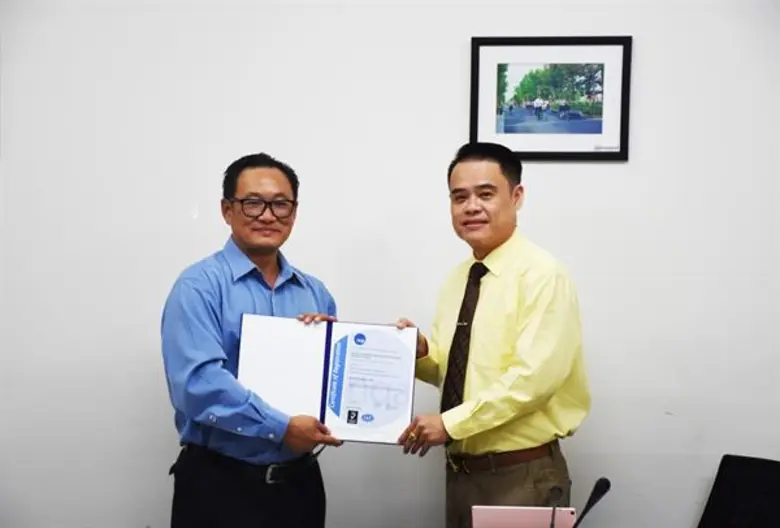 มหิดล รับมอบใบรับรองมาตรฐานด้านการบริหารจัดการสิ่งแวดล้อม ISO 14001:2015
