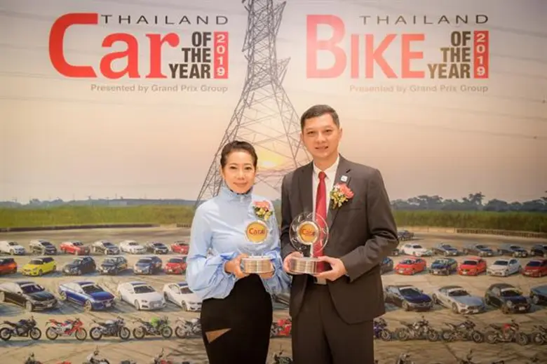 นิสสัน คว้าสองรางวัลรถยนต์ยอดเยี่ยมแห่งปี 2019 จากนิสสัน เทอร์ร่า 2.3 VL 7AT และ นิสสัน นาวารา EL 7AT แบล็คอิดิชั่น