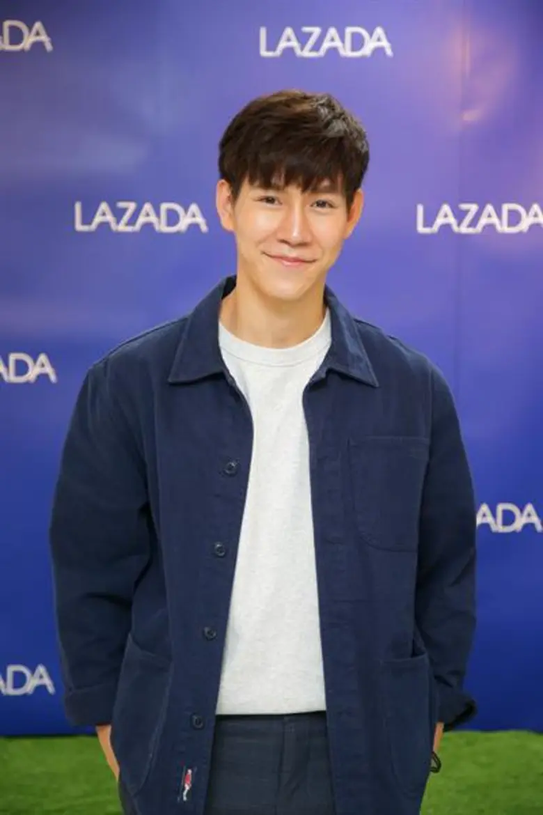 เพราะความรักไม่ได้เกิดขึ้นเพียงแค่ระหว่าง...