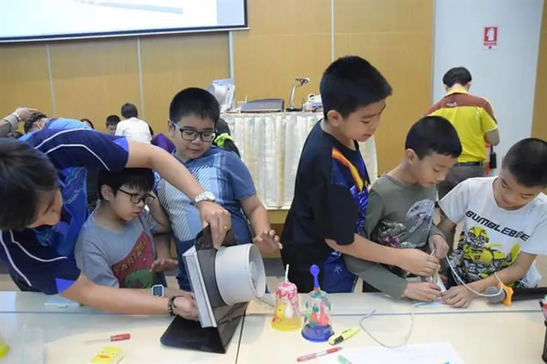 สวทช. จัดค่ายปิดเทอม เรียนรู้วิทยาศาสตร์ผ่านปรากฏการณ์ PM 2.5