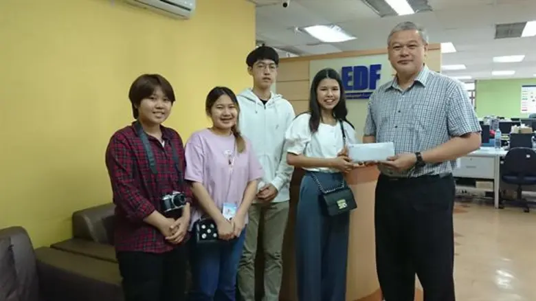 นักศึกษากลุ่ม 813 Cafe & Bistro คณะการสร้...