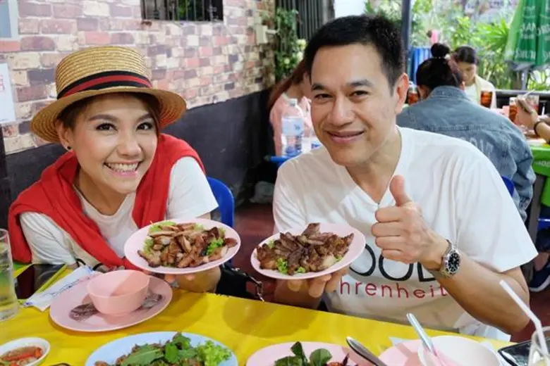 มล.ภาสันต์ สวัสดิวัฒน์ พาผู้โชคดีคลื่นวิท...