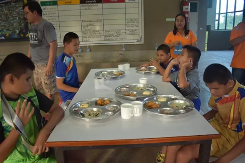 การกุศลช่วยเหลือโรงเรียนสอนคนตาบอด มกุฏคีรีวัน (เขาใหญ่) จ.นครราชสีมา