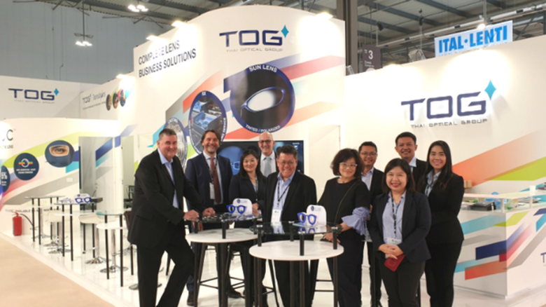 นายธรณ์ ประจักษ์ธรรม ประธานเจ้าหน้าที่บริ...