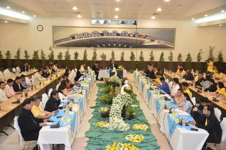 นายวิวัฒน์ ศัลยกำธร รัฐมนตรีช่วยว่าการกระ...