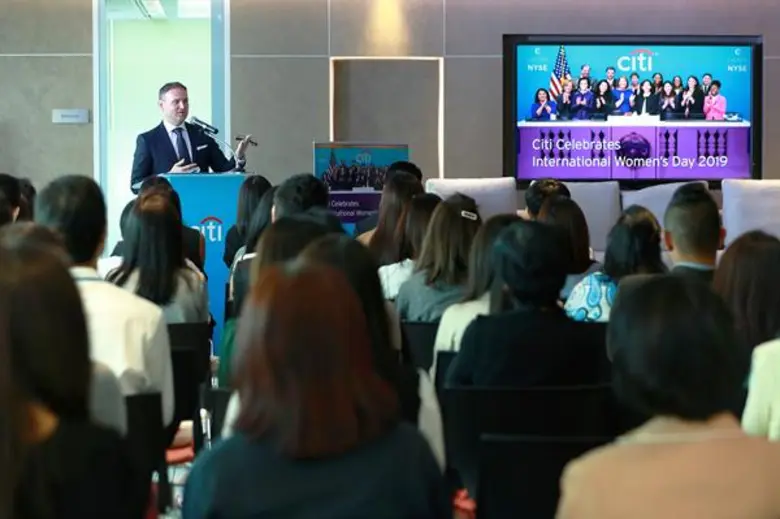 เปิด 3 เคล็ดลับสู่ความสำเร็จของผู้หญิง ในโลกแห่งการทำงาน ที่ทำให้ผู้หญิงโชว์ความสามารถได้ ไม่แพ้ผู้ชายในโลกปัจจุบัน