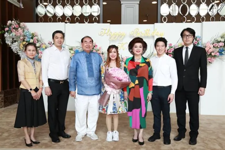 วรวิทย์ พัชรา วีรบวรพงศ์ จัดงานเลี้ยงฉลอง...