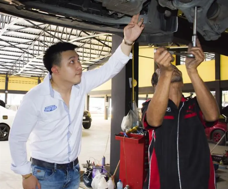 วรชัย คาร์ กรุ๊ป “โต” สวนกระแสเศรษฐกิจ เตรียมขยายสาขาสู่ศูนย์กลางระเบียงเศรษฐกิจภาคตะวันออก ECC