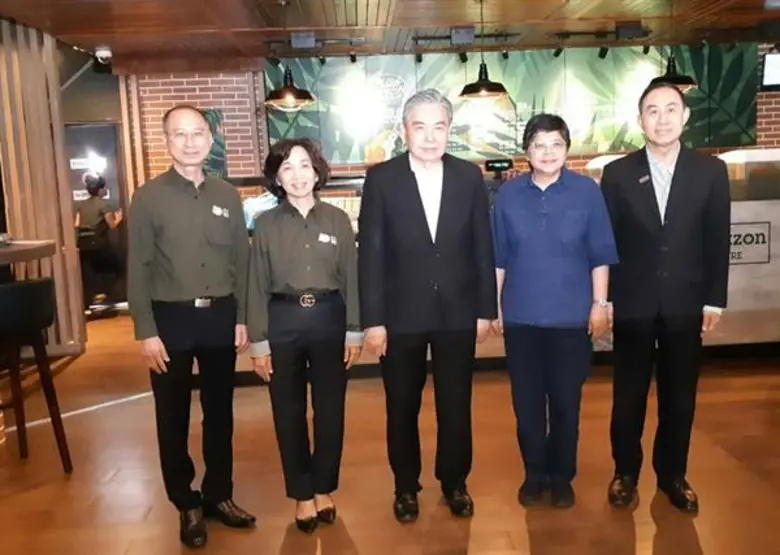 นายอภิศักดิ์ ตันติวรวงศ์ รัฐมนตรีว่าการกร...