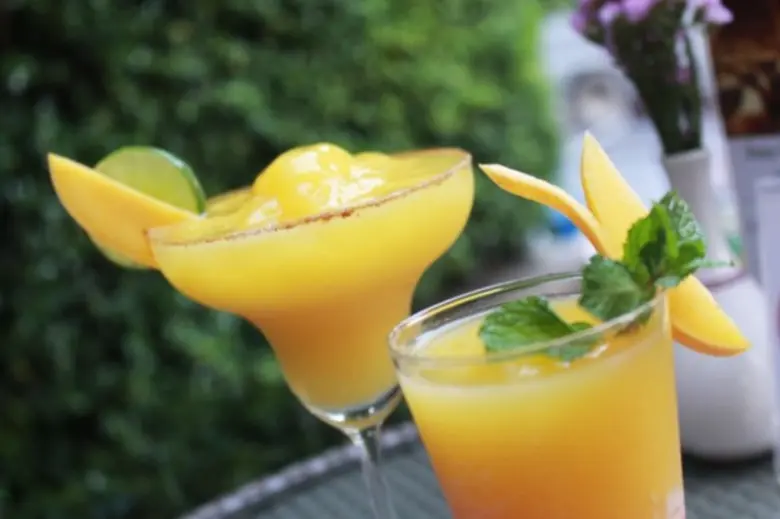 สดชื่นรับลมหน้าร้อน กับเครื่องดื่มสูตรพิเ...
