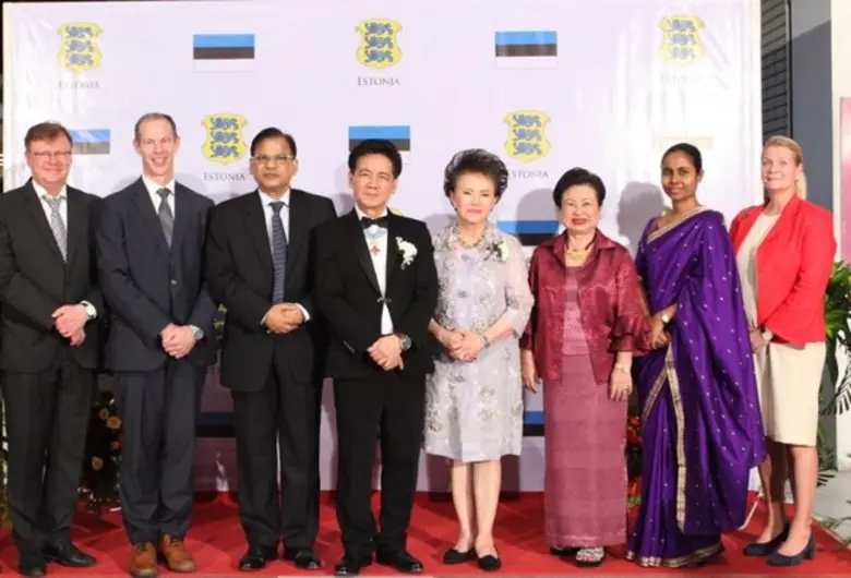 ดร.วีระชัย เตชะวิจิตร์ กงสุลใหญ่กิตติมศัก...