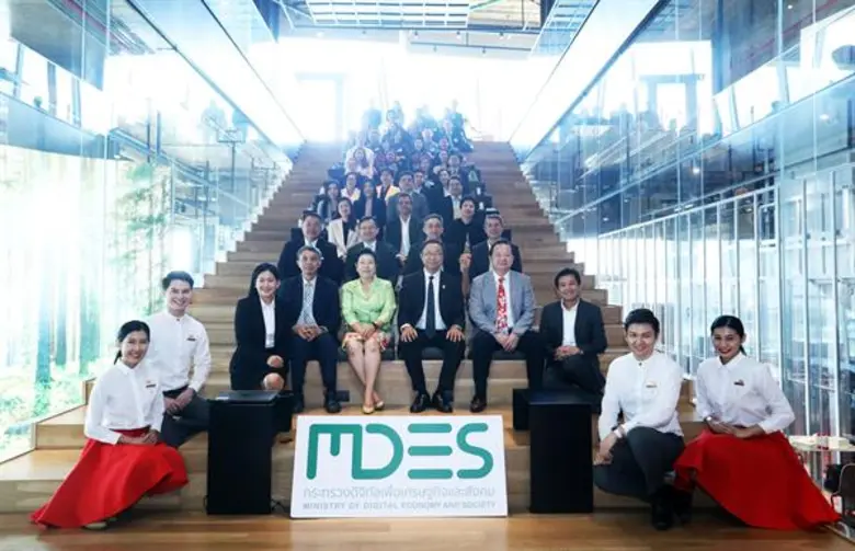 ดร.พิเชฐ ดุรงคเวโรจน์ รัฐมนตรีว่าการกระทร...