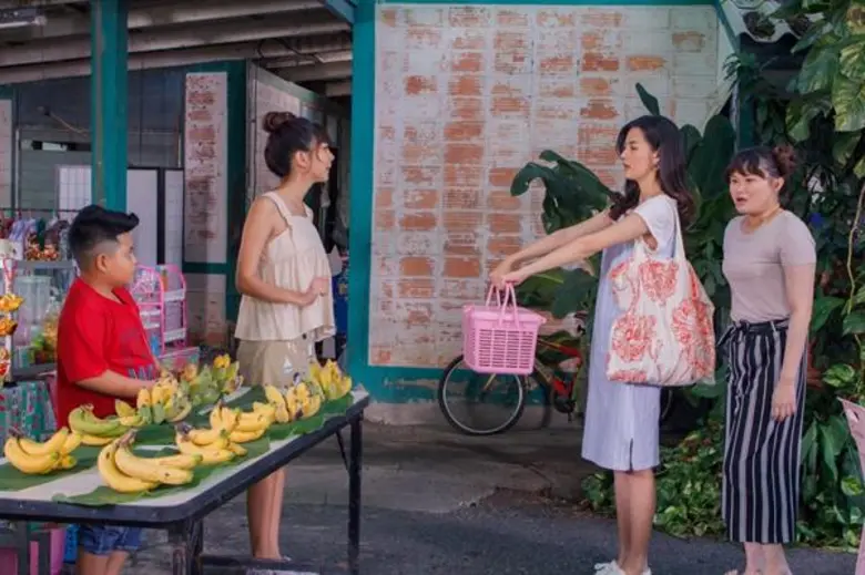 “น้ำฝน-ปริตา” รักกันดีแม้ปะทะสนั่น “เกรซ บุศรินทร์” ยิ้มรับ ขอบคุณแฟนละคร ส่ง “กองพันรักลั่นฟ้า”เรตติ้งแรง