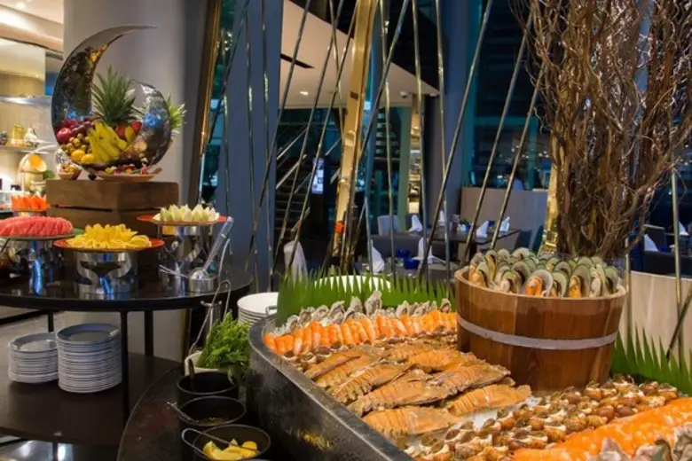 ขอเชิญทุกท่านลิ้มลองบุฟเฟ่ต์นานาชาติมื้อค...