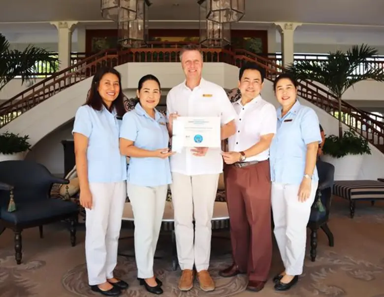 อีกก้าวแห่งความสำเร็จในธุรกิจโรงแรม เซ็นท...