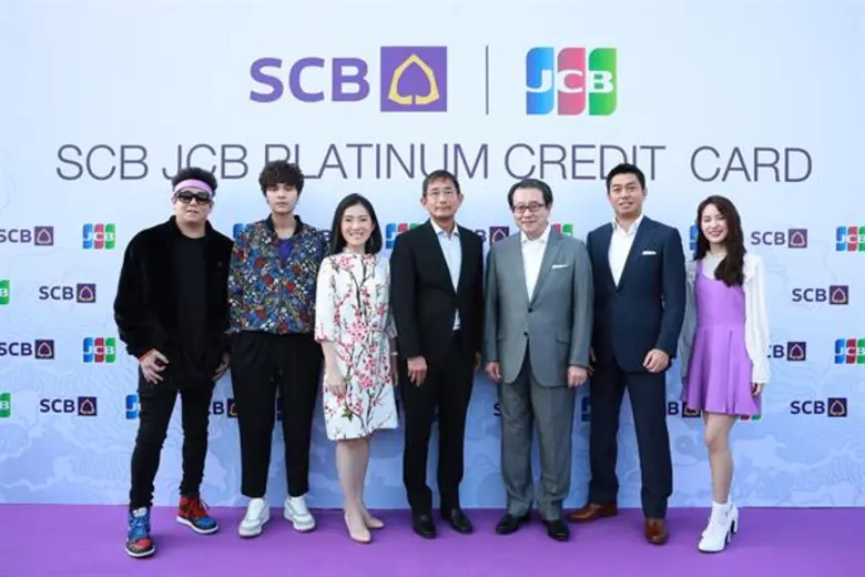 ภาพข่าว: “ธนาคารไทยพาณิชย์” เปิดตัวบัตรเครดิต “SCB JCB PLATINUM” เติมเต็มไลฟ์สไตล์กิน-เที่ยว-ช้อปของเหล่าเอเชียนเทรนดี้ได้แบบขั้นเทพ