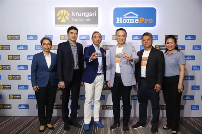 นายคุณวุฒิ ธรรมพรหมกุล กรรมการผู้จัดการ บ...