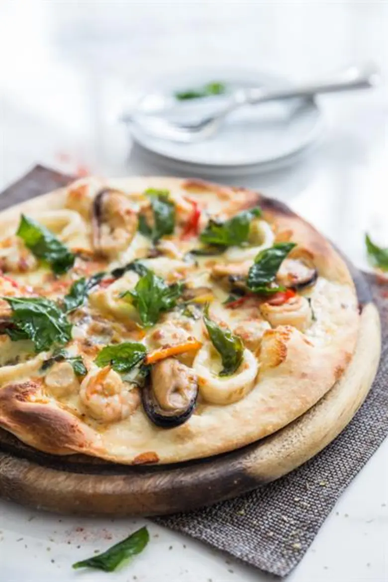 ทุกวันพฤหัสบดี, วันศุกร์ และวันเสาร์ อิ่มอร่อยไม่อั้นกับโปรโมชั่นบุฟเฟ่ต์มื้อค่ำสุดพิเศษ ณ ห้องอาหาร ดิ ออร์ชาร์ด โรงแรมแคนทารี เบย์, ศรีราชา