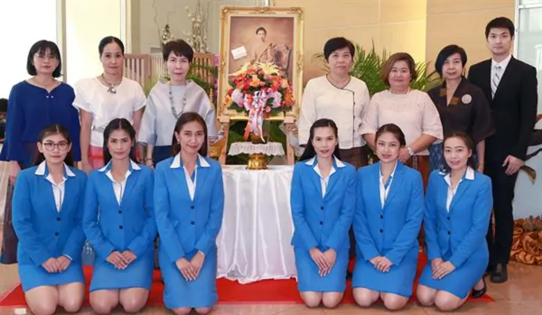 นางสาวภาสินี ปรีชาธนาพล ผู้อำนวยการฝ่าย บ...