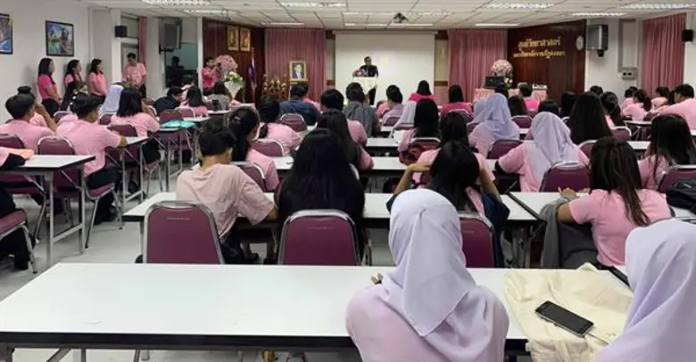 ศูนย์วิทยาศาสตร์ มรภ.สงขลา เปิดบ้านรับโคร...