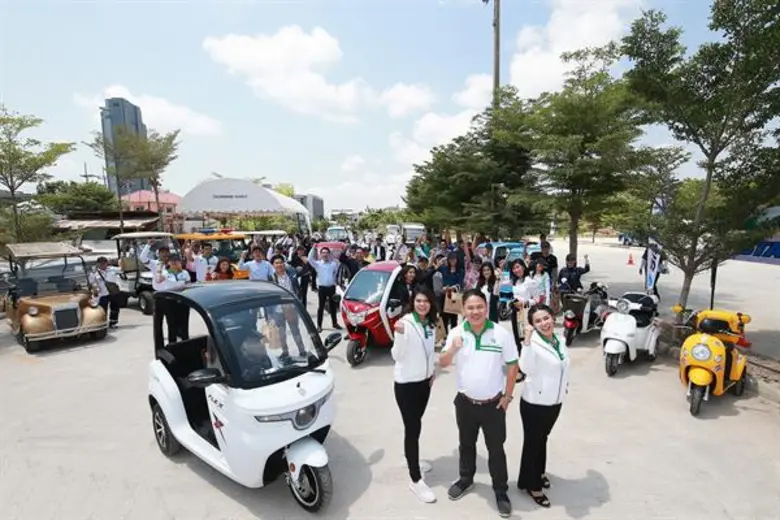 จากภาพ นายวันชัย ลี้นะวัฒนา กรรมการผู้จัด...