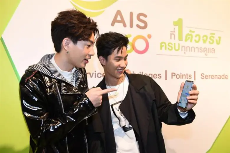 เรียกว่ายังคงฮอตไม่มีตกแม้จะเพิ่งสละโสดไป...