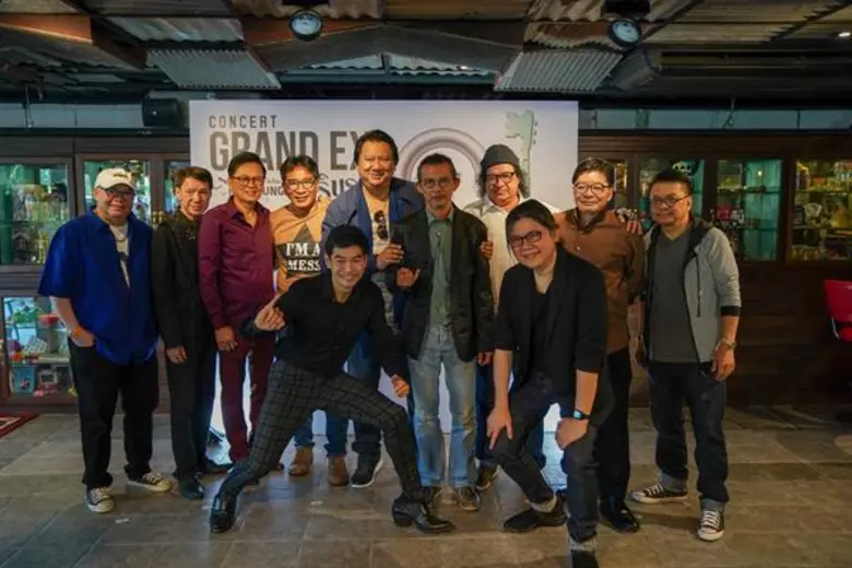 นายรัฐรงค์ ศรีเลิศ ประธานกรรมการบริหาร แล...