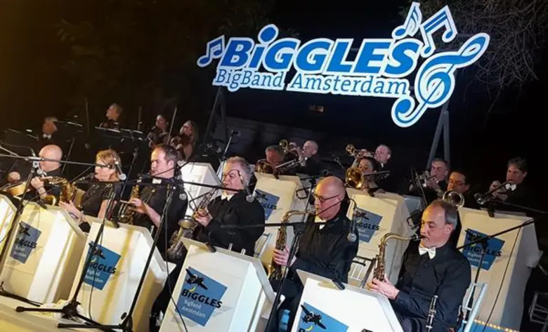 ร่วมดื่มด่ำภายใต้ค่ำคืนแห่งเสียงดนตรี กับ BIGGLES BIG BANDณ โรงแรมเซ็นทาราแกรนด์บีชรีสอร์ทและวิลลา หัวหิน