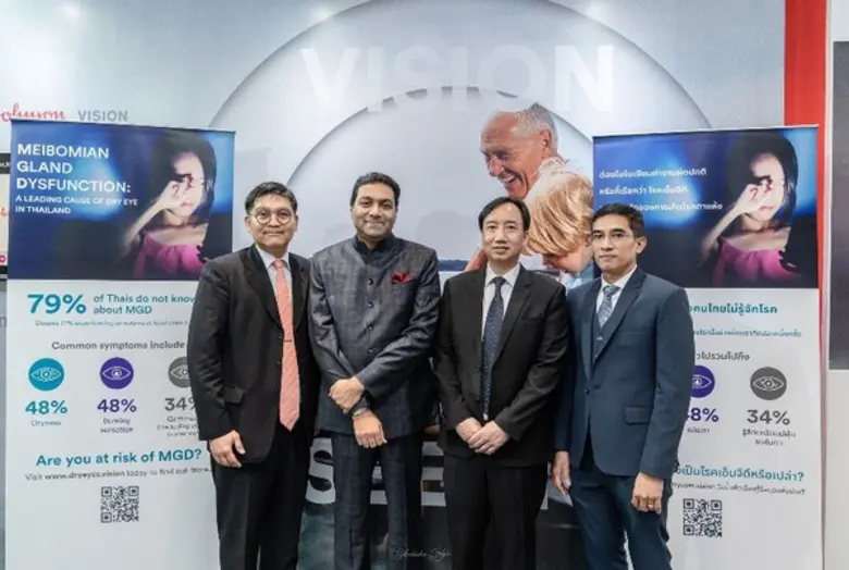 มร. ฟู เพียว เชง Regional Commercial Dire...