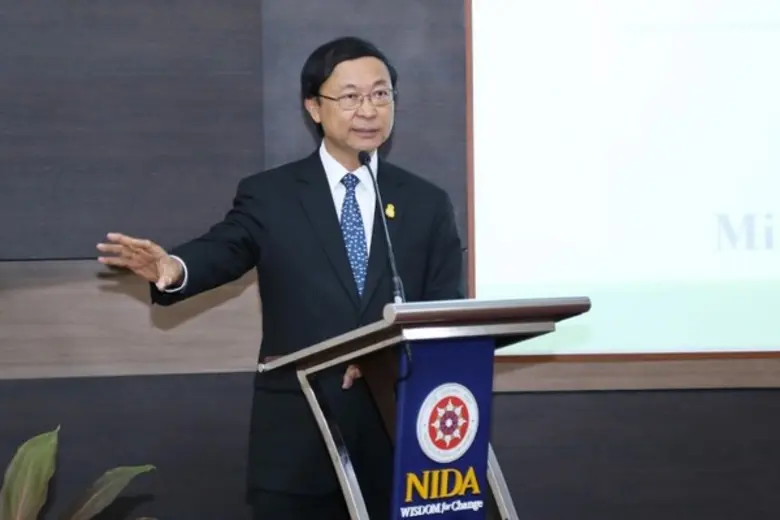 ดร.พิเชฐ ดุรงคเวโรจน์ รัฐมนตรีว่าการกระทร...