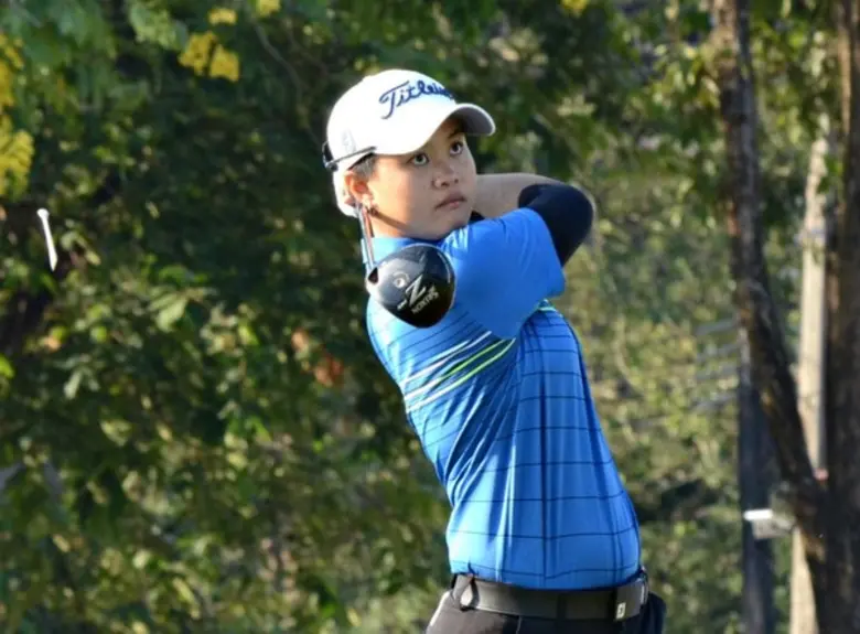  4 โปรสาวหวด 1 อันเดอร์นำร่วมรอบแรกโปรสตรีสนาม 2 ที่นครนายก