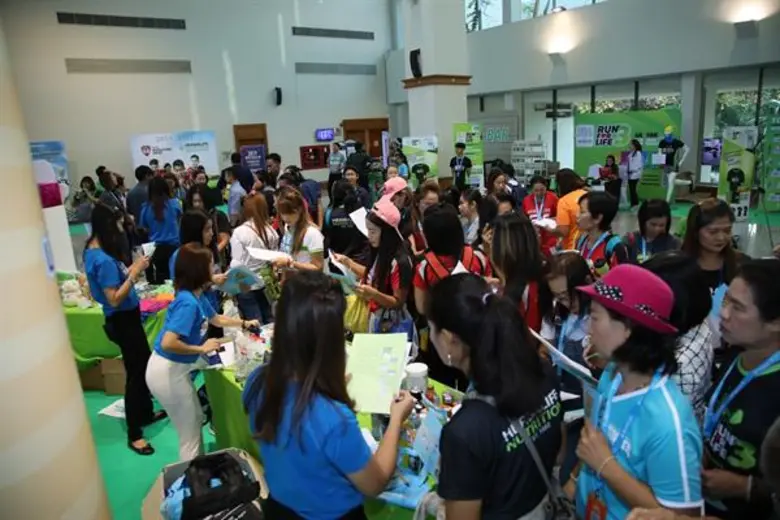 ที่ปรึกษา อย. ให้ความรู้เรื่องตราสัญลักษณ์ทางเลือกสุขภาพ ในงานเฮอร์บาไลฟ์ นิวทริชั่น สเปคทาคูลาร์ 2019