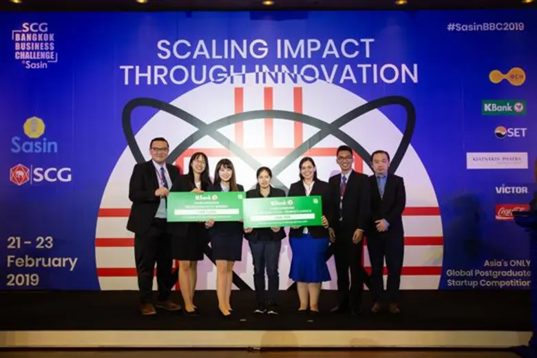 คุณกรองกมล มารี เดอเลออน ผู้จัดการฝ่ายการ...