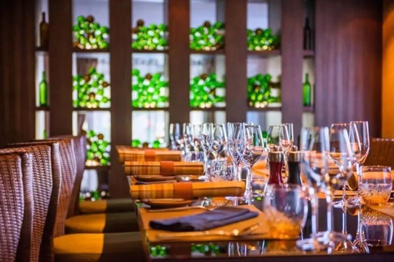 ห้องอาหารฟาโวลาเผยประสบการณ์งานไวน์บทที่สามโดยเชฟฟาบิโอ เกงกินี