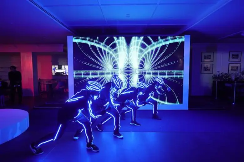 อลังการ Benz Auto Service รีแบรนด์สู่ B Autohaus คว้า ตู่ ภพธร เป็นพรีเซนเตอร์คนแรกของวงการเผยโฉม Jeep Renegade พรีเมียมคาร์รุ่นพิเศษครั้งแรกในไทย พร้อมบริการครบวงจรที่ดีไซน์มาเพื่อคนรุ่นใหม่โดยเฉพาะ