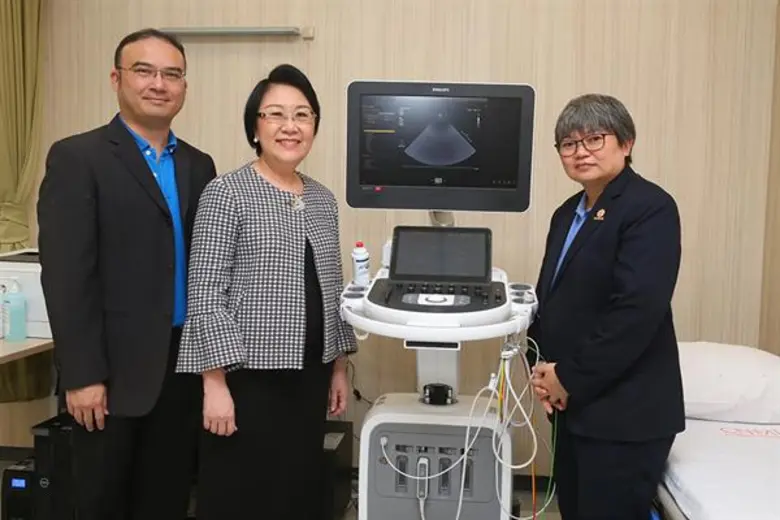 'อิ่มบุญ อิ่มใจ ปี 6' สมทบทุน 1, 000,000 บาท ซื้อเครื่องตรวจหัวใจมอบแด่มูลนิธิรามาธิบดี