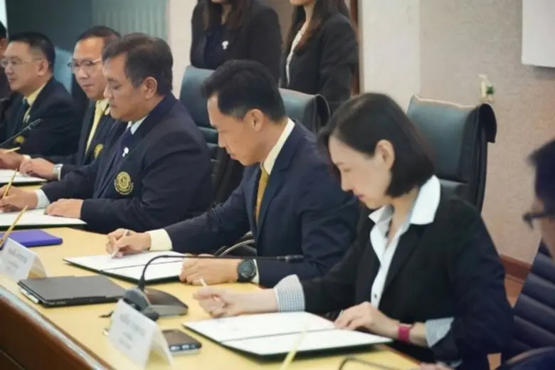 กลุ่มไทยอีสเทิร์น จับมือ ม.เกษตร เร่งยกระดับยางพารา ปาล์ม