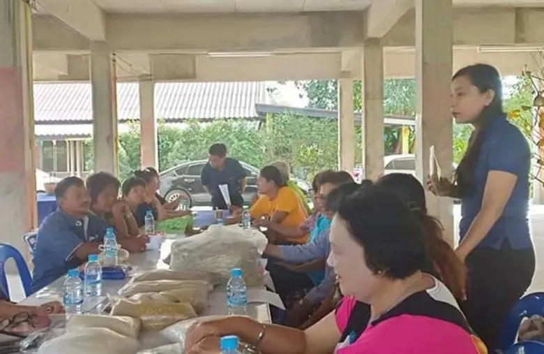 มทร.ธัญบุรี สอน“แผ่นประคบสมุนไพร”สร้างรายได้สู่ชุมชน