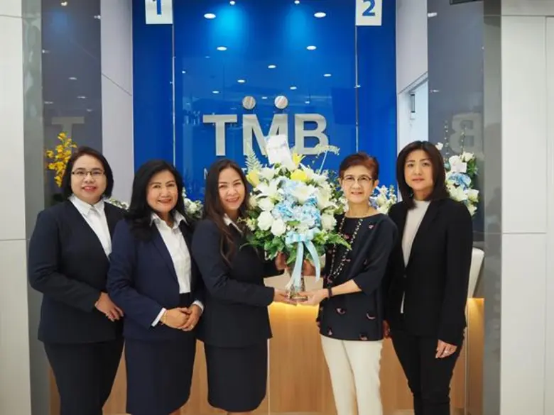 นางวารุณี ลภิธนานุวัฒน์ รองกรรมการผู้จัดก...