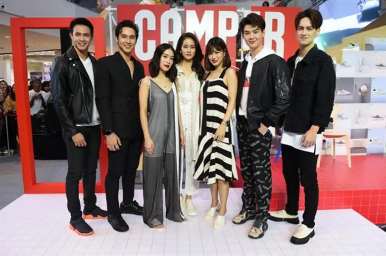 ทำเอาเซ็นทรัลเวิลด์อบอวลไปด้วยบรรยากาศชุ่...