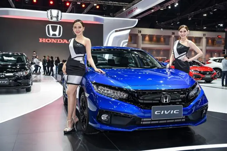 ฮอนด้า โชว์ไฮไลท์ ฮอนด้า แอคคอร์ด ใหม่ เจเนอเรชันที่ 10 พร้อมด้วยยนตรกรรมฮอนด้า 12 รุ่น  และข้อเสนอสุดพิเศษที่งานมอเตอร์โชว์ ครั้งที่ 40