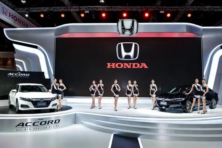 ฮอนด้า โชว์ไฮไลท์ ฮอนด้า แอคคอร์ด ใหม่ เจเนอเรชันที่ 10 พร้อมด้วยยนตรกรรมฮอนด้า 12 รุ่น  และข้อเสนอสุดพิเศษที่งานมอเตอร์โชว์ ครั้งที่ 40