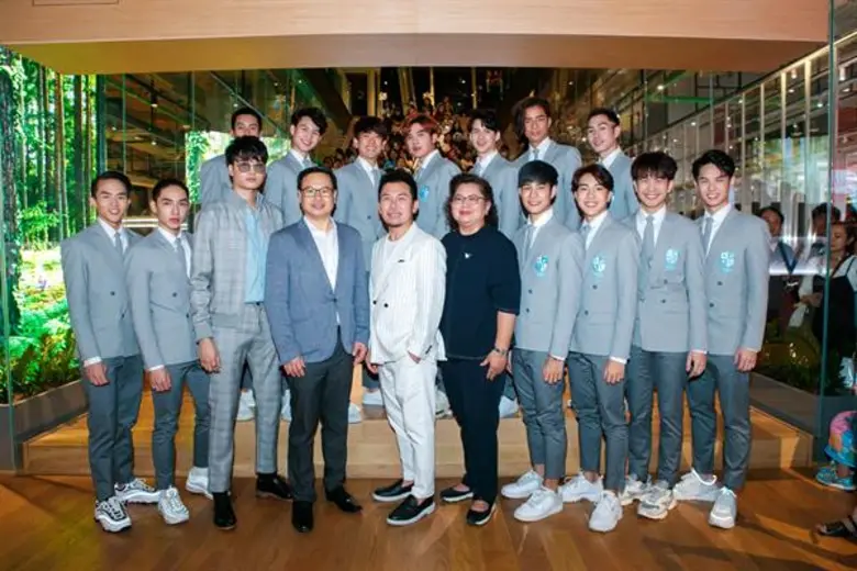  “นนท์ ธนนท์” นำทีม Cuteboy Thailand ร่วมเดินแฟชั่นโชว์สุดอลังการ “ไอคอนสยาม แฟชั่นเทรนด์ 2019”